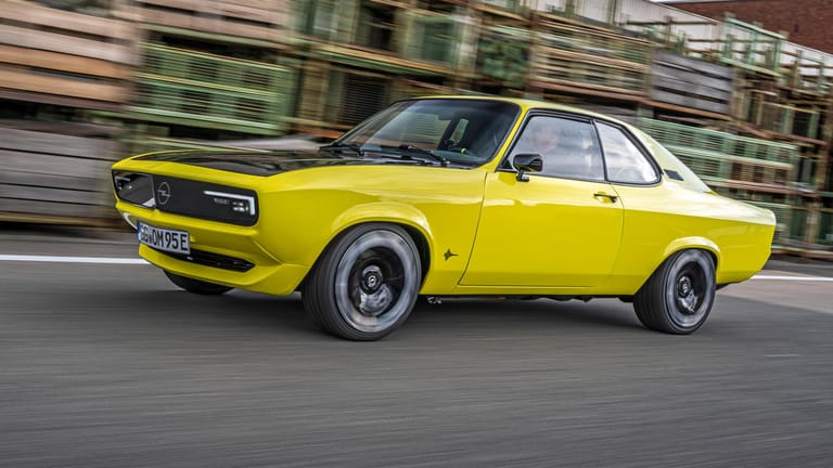 Opel Manta GSe ElektroMOD: Der Elektro-Nachbau ist – rein äußerlich – nah dran am Original von 1970. Die kommende Neuauflage wird allerdings komplett anders aussehen.