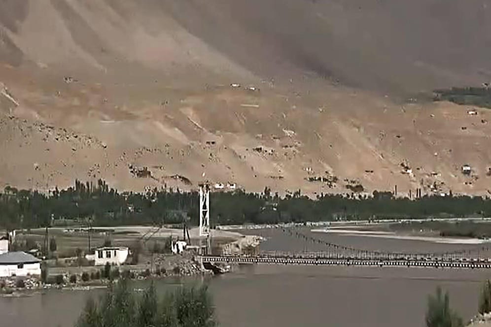 Khorugh nahe der Grenze zwischen Tadschikistan und Afghanistan: Mehr als 1.000 afghanische Soldaten sind nach Tadschikistan geflohen.