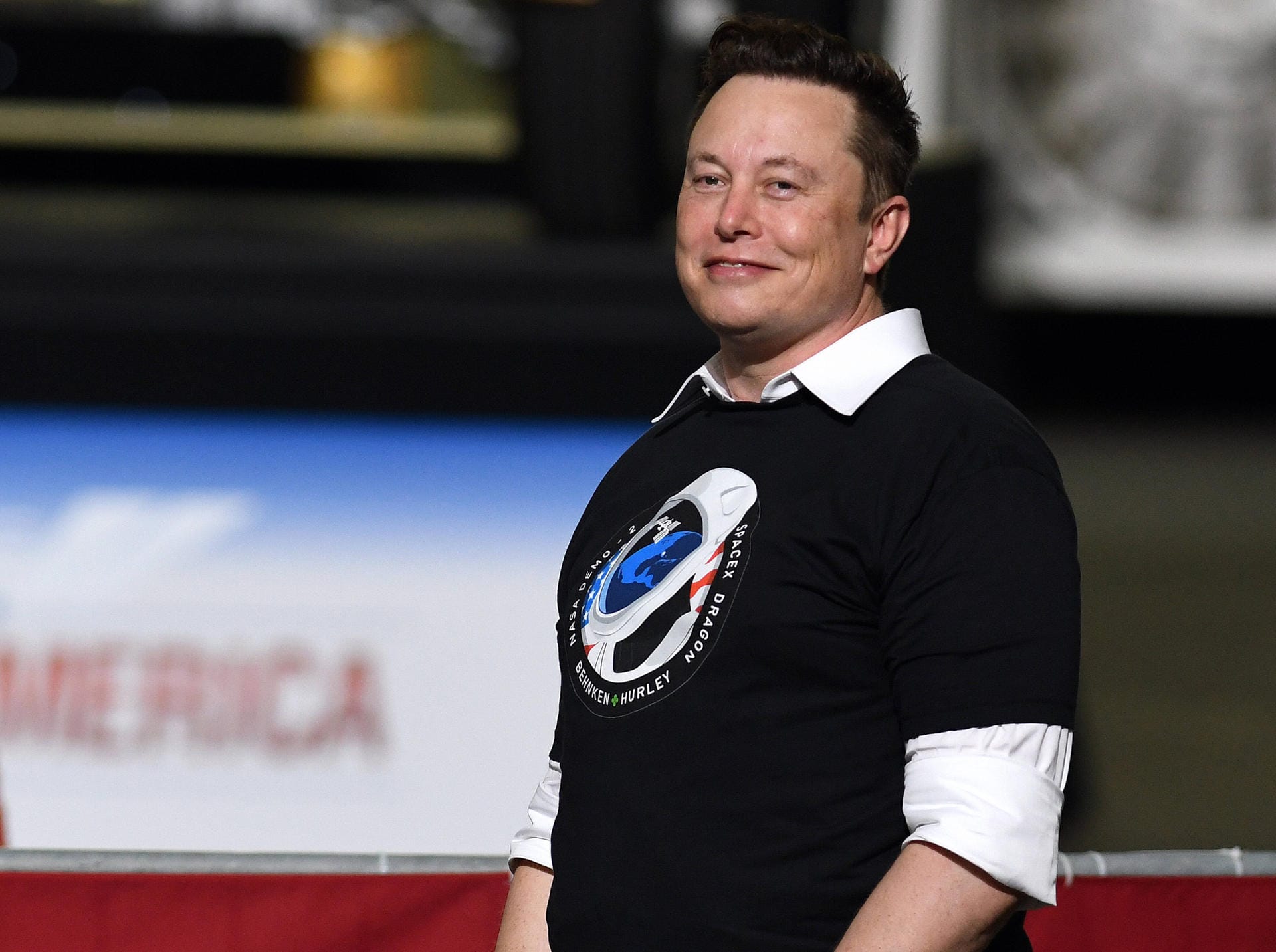 Tesla-Chef Elon Musk stieg 2002 ins Weltraumgeschäft ein und gründete SpaceX. Auch er will touristische Reisen ins All ermöglichen.