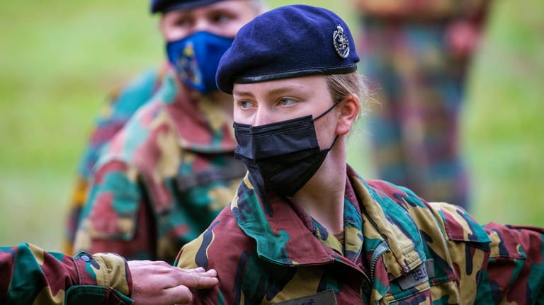 Elisabeth von Belgien: Die Kronprinzessin absolviert ihre militärische Ausbildung.
