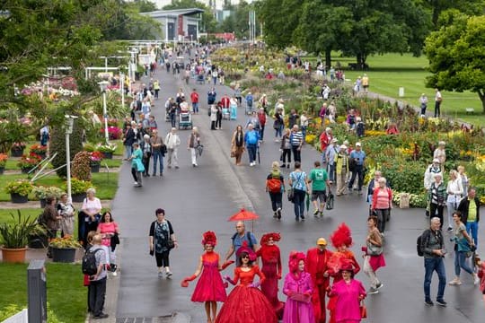 Ein „Walking Act“ auf der Bundesgartenschau