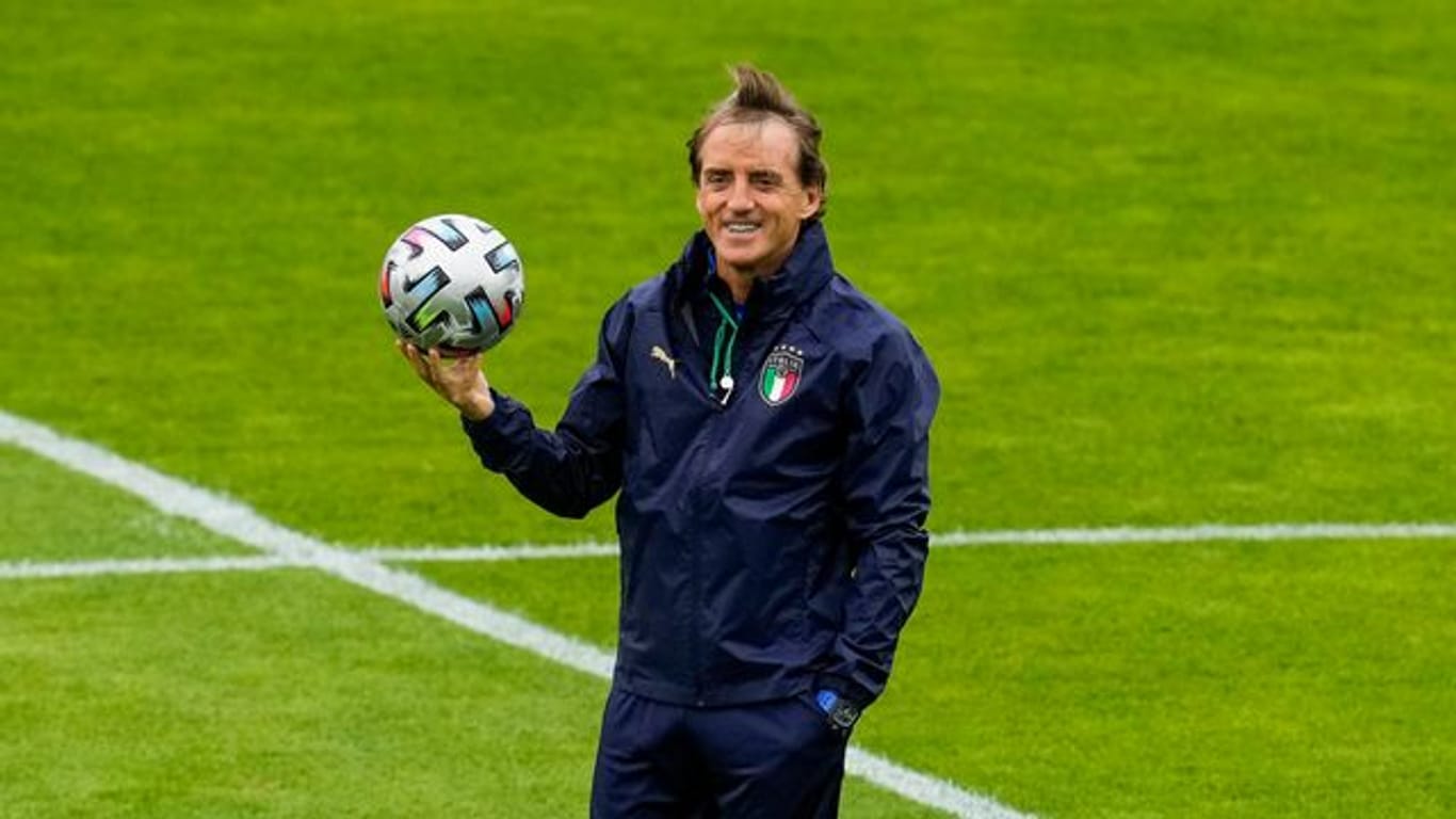 Will den Pokal nach Italien bringen: Trainer Roberto Mancini.