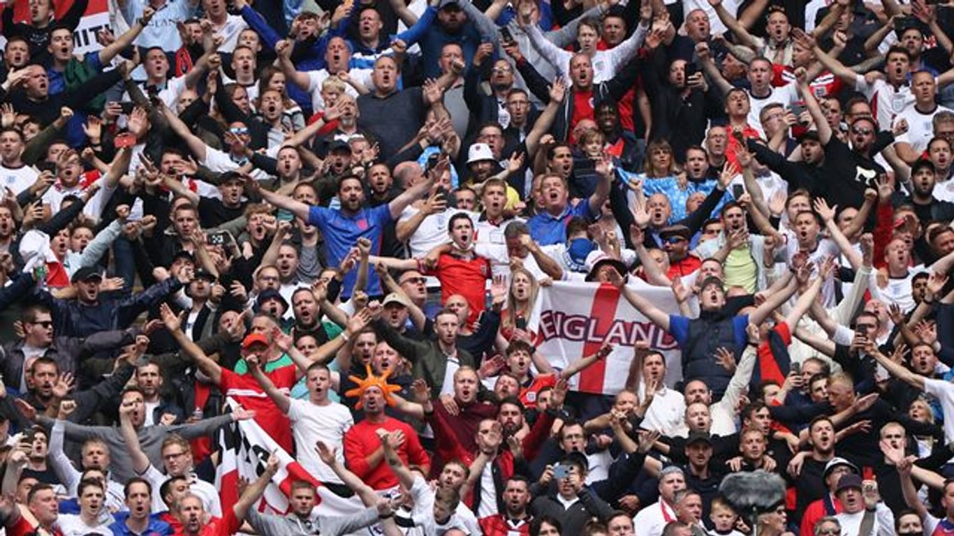 Der Song "Sweet Caroline" wurde bei diesem Turnier zur Hymne der englischen Fans.