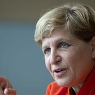 Nicole Razavi (CDU), baden-württembergische Ministerin für Wohnen (Archivbild): Die Politikerin schlägt vor, das Thema Ausbau der erneuerbaren Energien vorzuziehen.