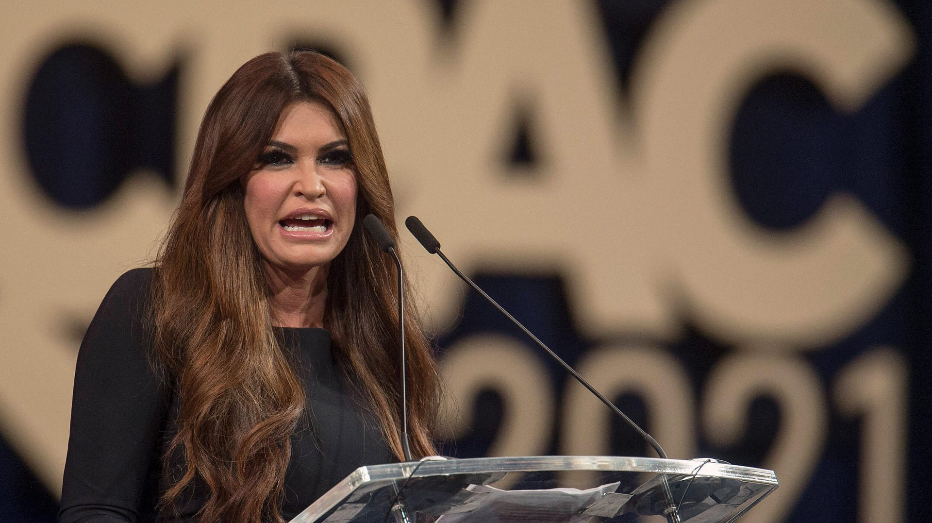 Kimberly Guilfoyle: Die Lebensgefährtin von Donald Trump Jr. unterstützt einen umstrittenen Republikaner.