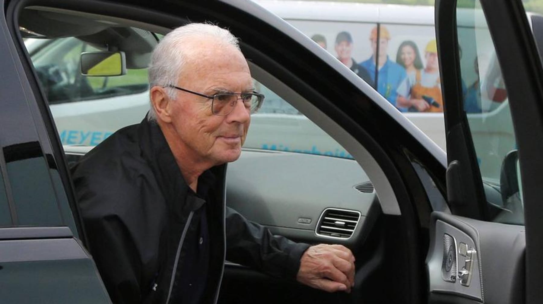 Nach 44 Jahren Franz Beckenbauer hat sein Lieblingsauto wieder