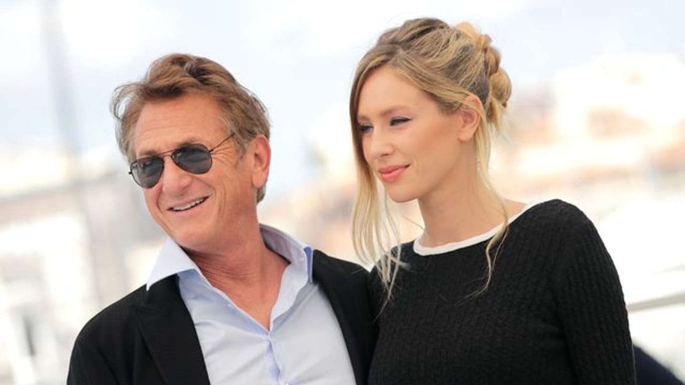 Der US-Schauspieler Sean Penn brachte seine Tochter Dylan mit nach Cannes.