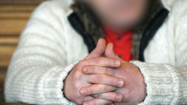Abgeschobener Clan-Chef klagt auf Rückkehr nach Deutschland Abgeschobener Clan-Chef klagt auf Rückkehr nach Deutschland