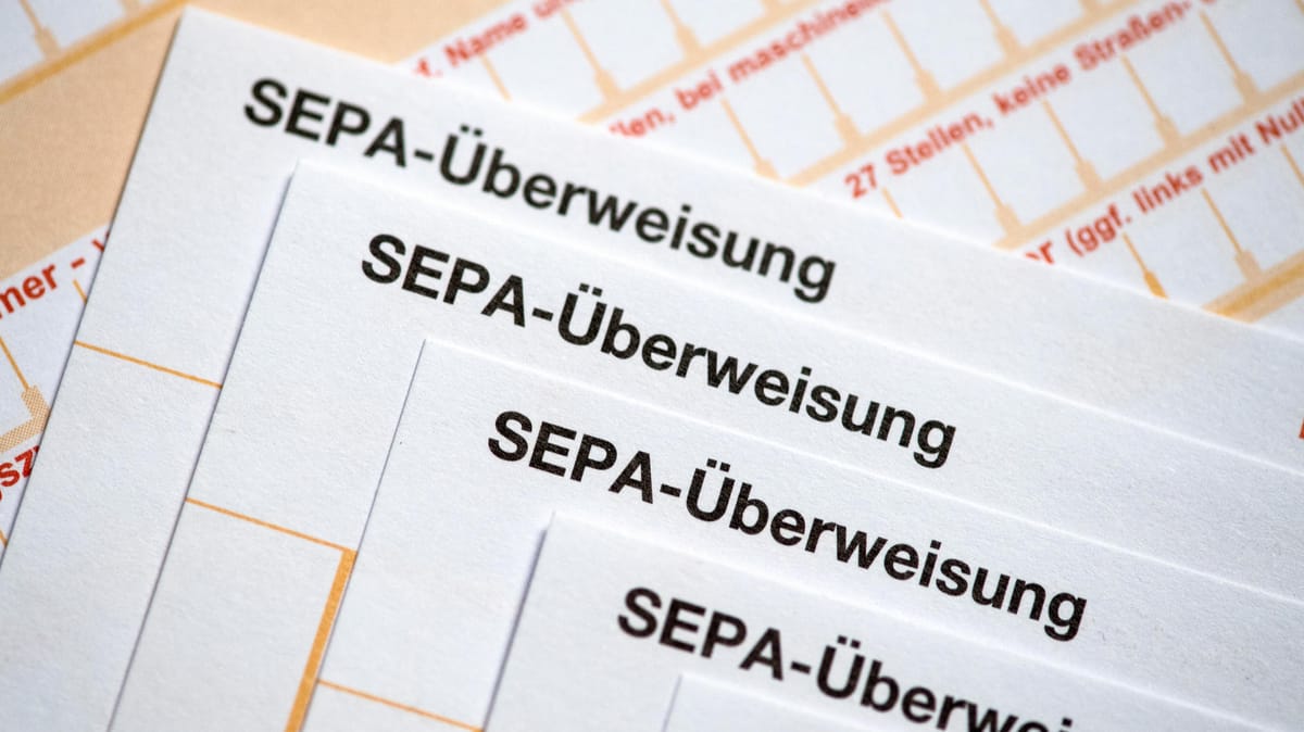 SWIFT-Code und BIC für Sparkasse, Commerzbank, DKB und Co.