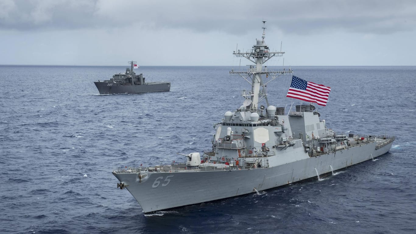 Die USS "Benfold": Der Zerstörer soll von der chinesischen Marine Hunderte Kilometer vor der chinesischen Küste abgedrängt worden sein.