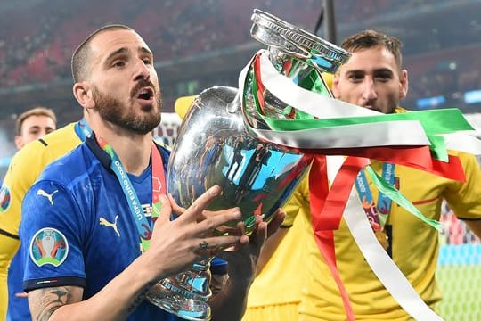 Italienische Erfolgsgaranten: Leonardo Bonucci (l) und Keeper Gianluigi Donnarumma (verdeckt).