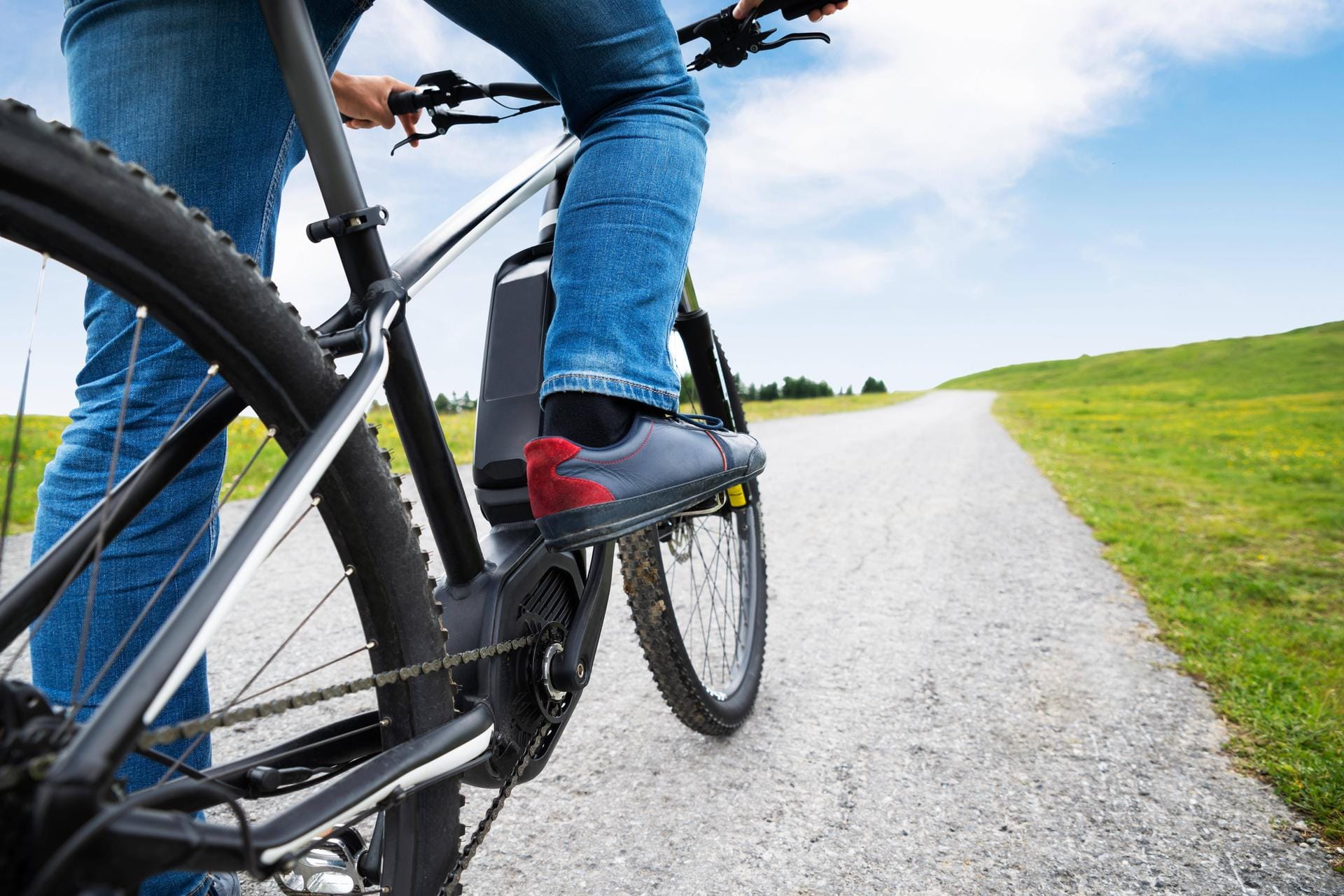 Warum ist der Sticker am Sattel- oder Unterrohr des E-Bikes wichtig?