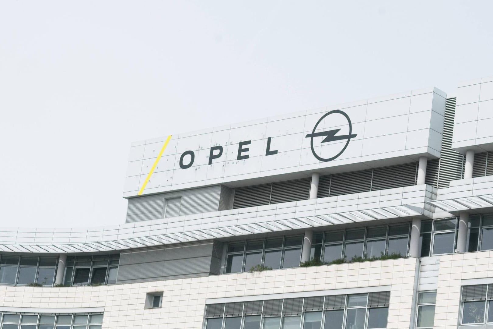 Das Werksgelände des Automobilherstellers in Rüsselsheim (Symbolbild): Der Chefposten bei Opel wird neu besetzt. Das Werksgelände des Automobilherstellers in Rüsselsheim (Symbolbild): Der Chefposten bei Opel wird neu besetzt.