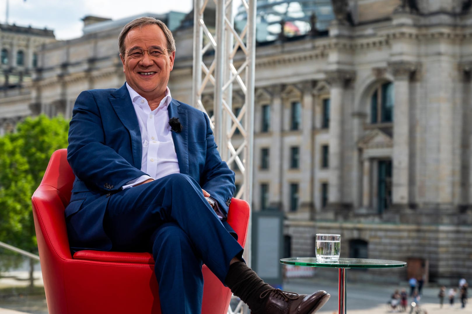 Armin Laschet: Der Kanzlerkandidat von CDU und CSU liegt mit der Union laut aktuellen Umfragen für die Bundestagswahl deutlich vorne.