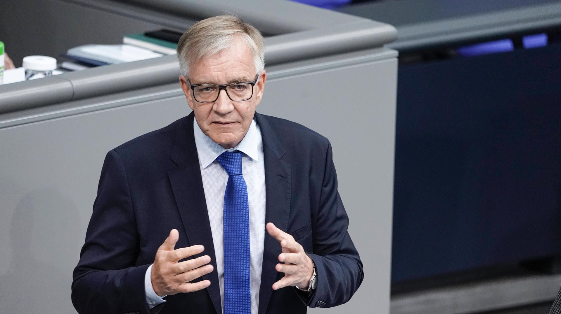 Dietmar Bartsch, Chef der Linksfraktion im Bundestag: "Die Impfkampagne sollte unter anderem auch mit TV-Spots beworben werden".