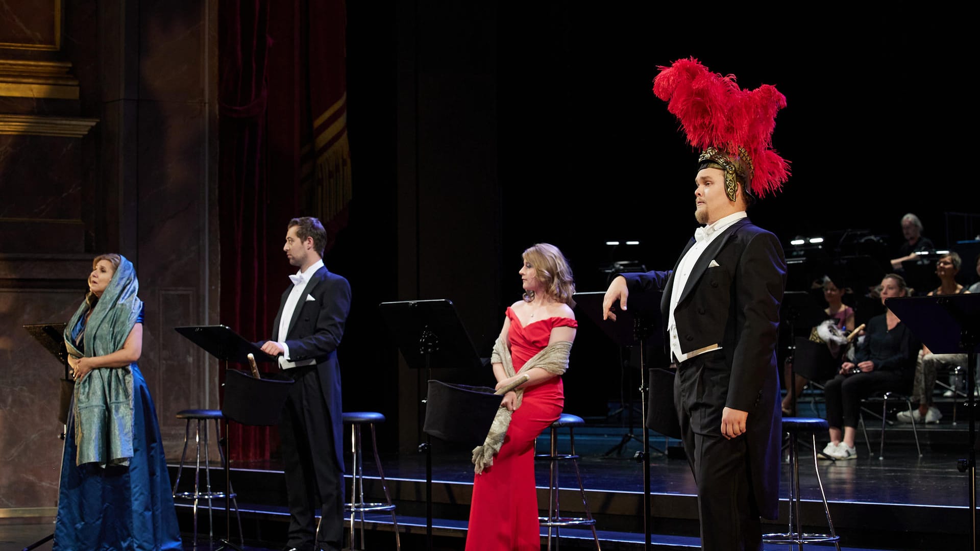 Die Solisten Anna Agathonos (l-r), Maximilian Maier, Julia Sturzlbaum und Alexander Grassauer: Das Musical wird zum ersten Mal auf deutsch aufgeführt.
