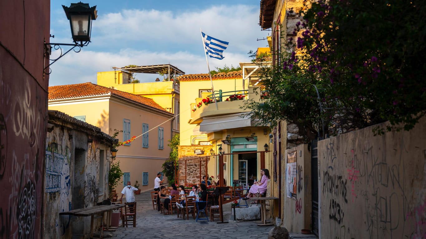 Griechenland: Wegen steigender Corona-Zahlen gelten wieder strengere Maßnahmen etwa für Restaurants.