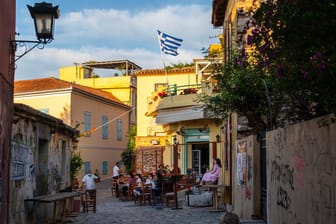 Griechenland: Wegen steigender Corona-Zahlen gelten wieder strengere Maßnahmen etwa für Restaurants.