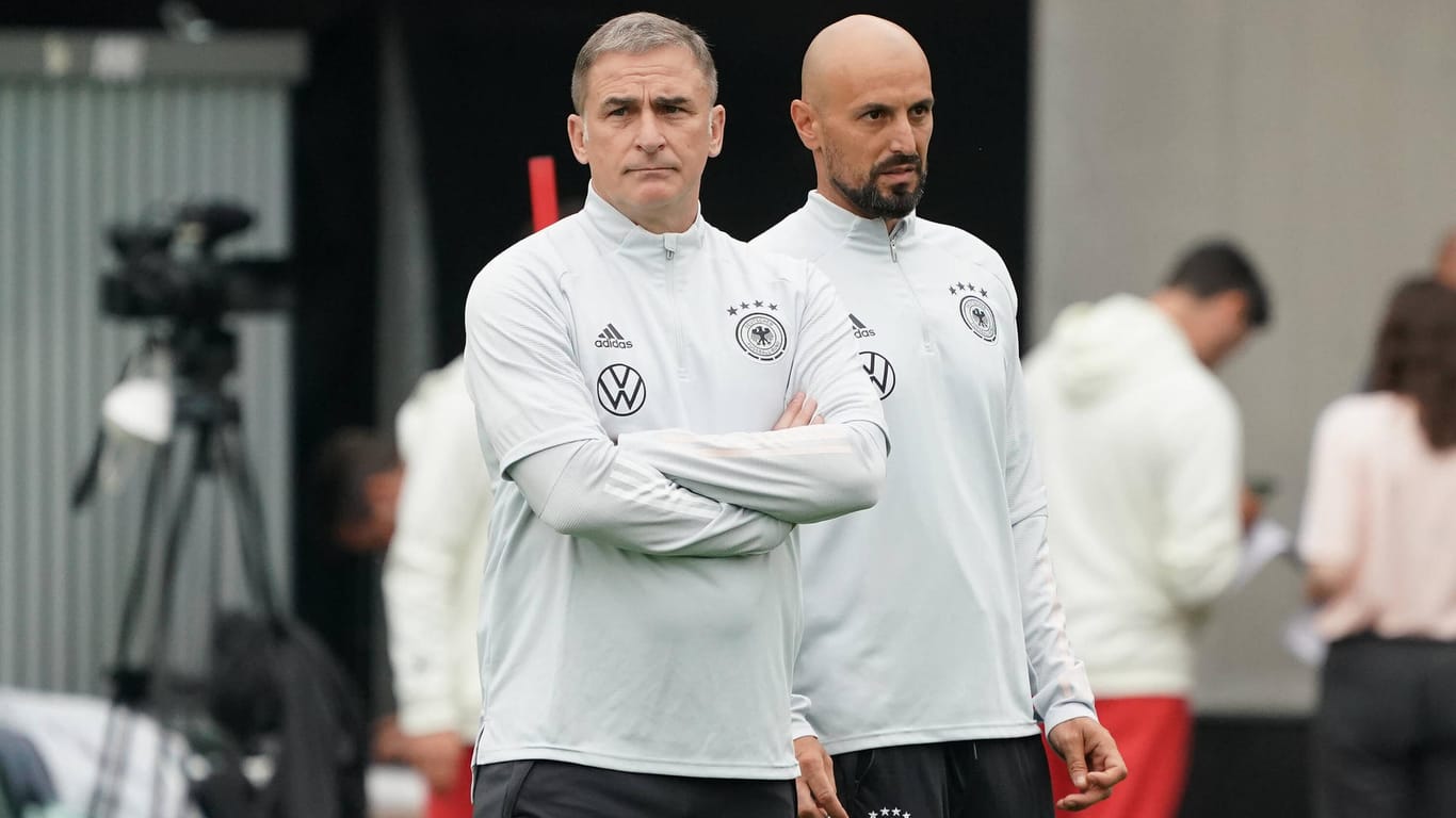 Stefan Kuntz: Der DFB-Trainer reiste mit einem Rumpfkader nach Tokio – und machte seinem Ärger Luft.