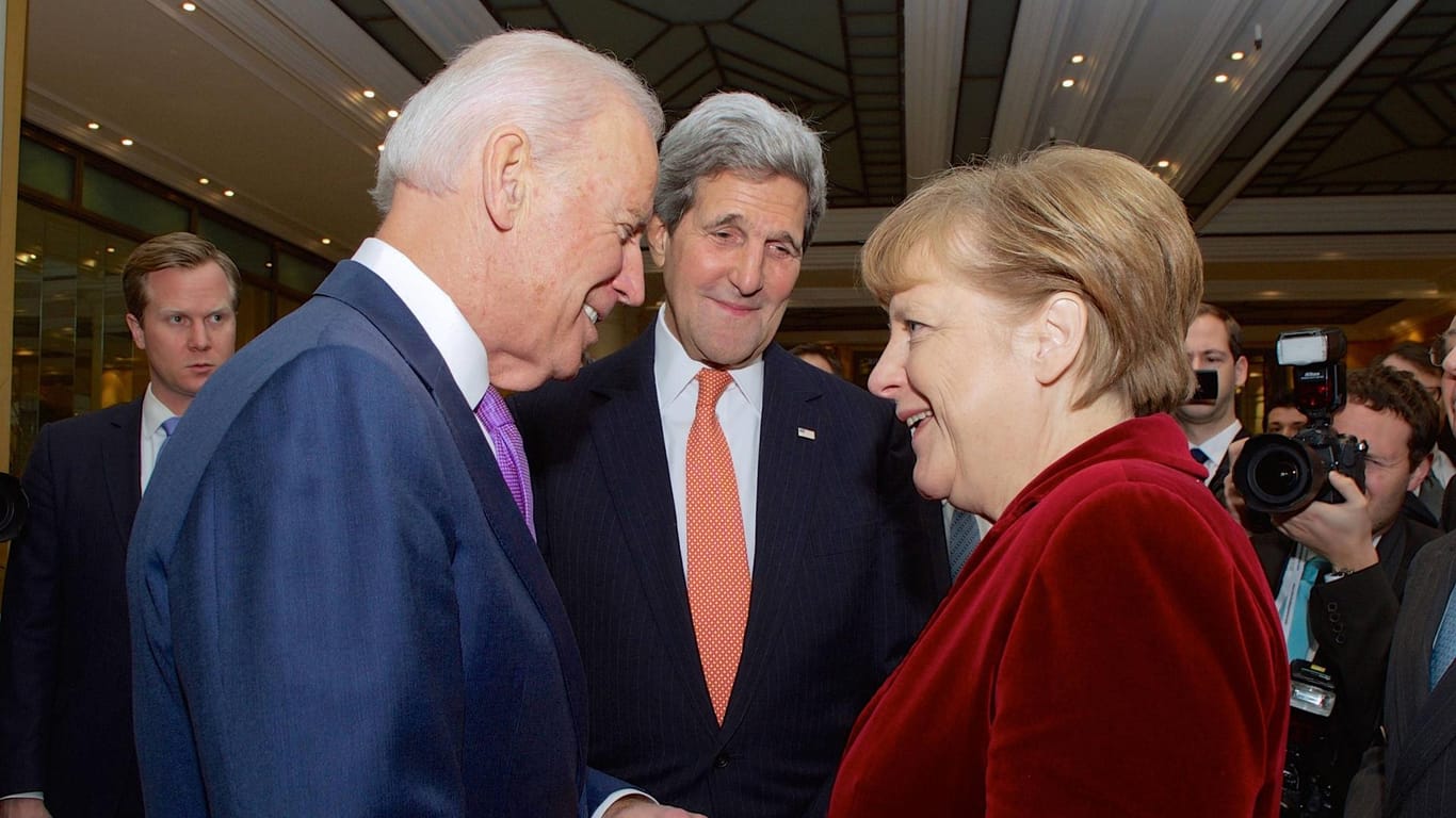 Seit Jahren alte Bekannte: Joe Biden und Angela Merkel auf der Münchner Sicherheitskonferenz 2015