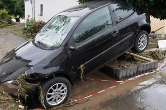 Weitgehend zerstört und überflutet ist das Dorf Insul in Rheinland-Pfalz nach massiven Regenfällen und dem Hochwasser der Ahr.