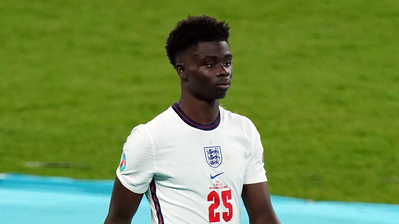 Bukayo Saka: Erstmals seit seinem entscheidenden, verschossenen Elfmeter hat sich das England-Talent zu Wort gemeldet.