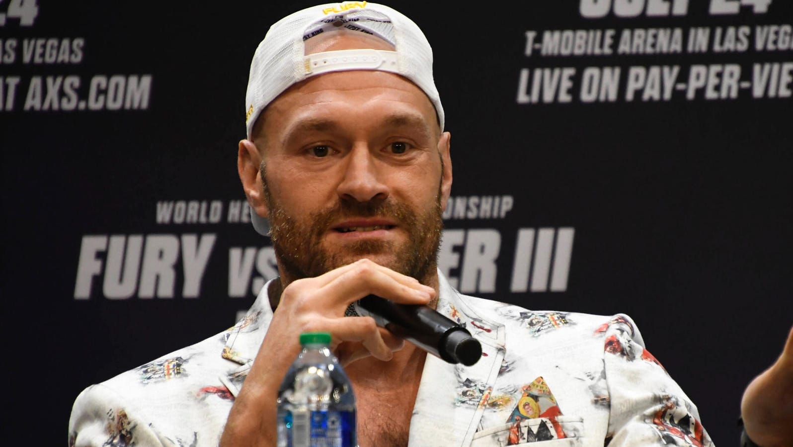 Tyson Fury: Der Box-Weltmeister im Schwergewicht ist positiv auf Corona getestet worden.