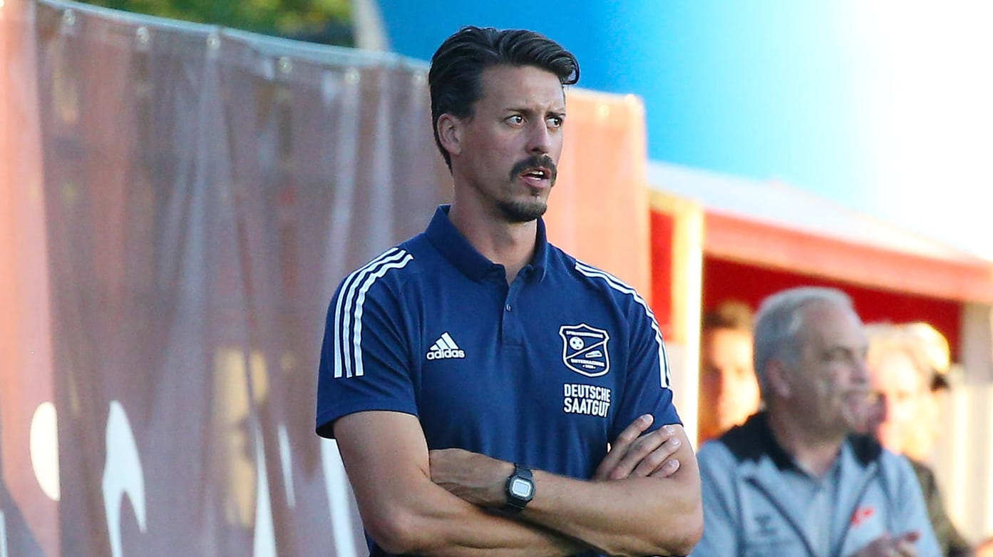 Sandro Wagner: In seinem Trainerdebüt konnte der Ex-Nationalspieler noch keinen Sieg mit Unterhaching bejubeln. Sandro Wagner: In seinem Trainerdebüt konnte der Ex-Nationalspieler noch keinen Sieg mit Unterhaching bejubeln.