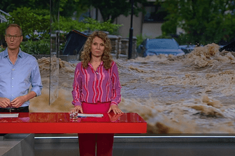 Donnerstagabend, Sondersendung: Der öffentlich-rechtliche Sender zeigt "WDR extra: Die Regen-Katastrophe im Westen".