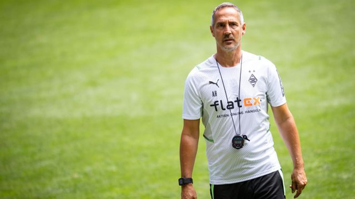 War Borussia Mönchengladbach eine Menge Geld wert: Trainer Adi Hütter.