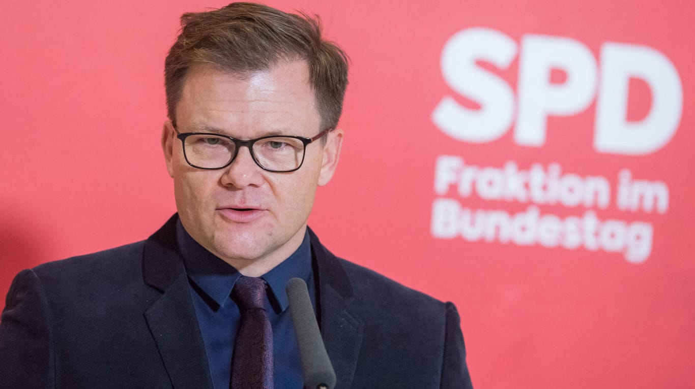 Carsten Schneider: Der Thüringer SPD-Bundespolitiker nimmt Armin Laschet in die Verantwortung für das Neuwahlchaos.