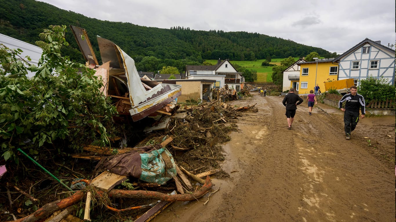 Flutkatastrophe in Deutschland: Organisationen rufen zu Spenden auf.