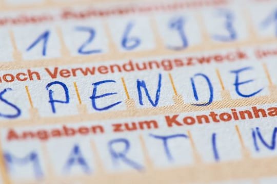 Heftige Regenfälle haben für Schlammlawinen und Überflutungen gesorgt. Heftige Regenfälle haben für Schlammlawinen und Überflutungen gesorgt.