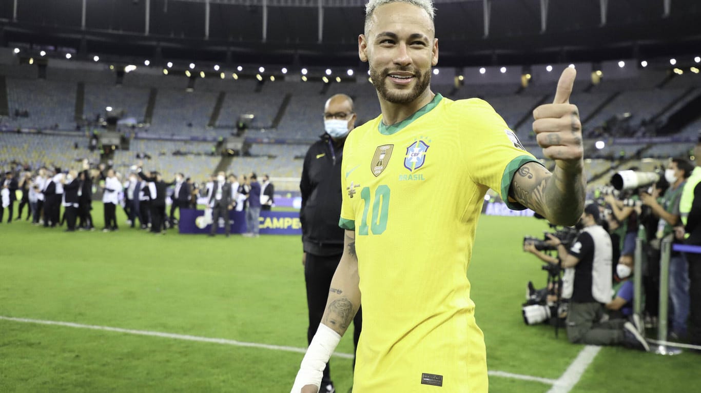 Hat mal wieder die Haare schön: Neymar, hier beim Finale der Copa America mit Brasilien gegen Argentinien.