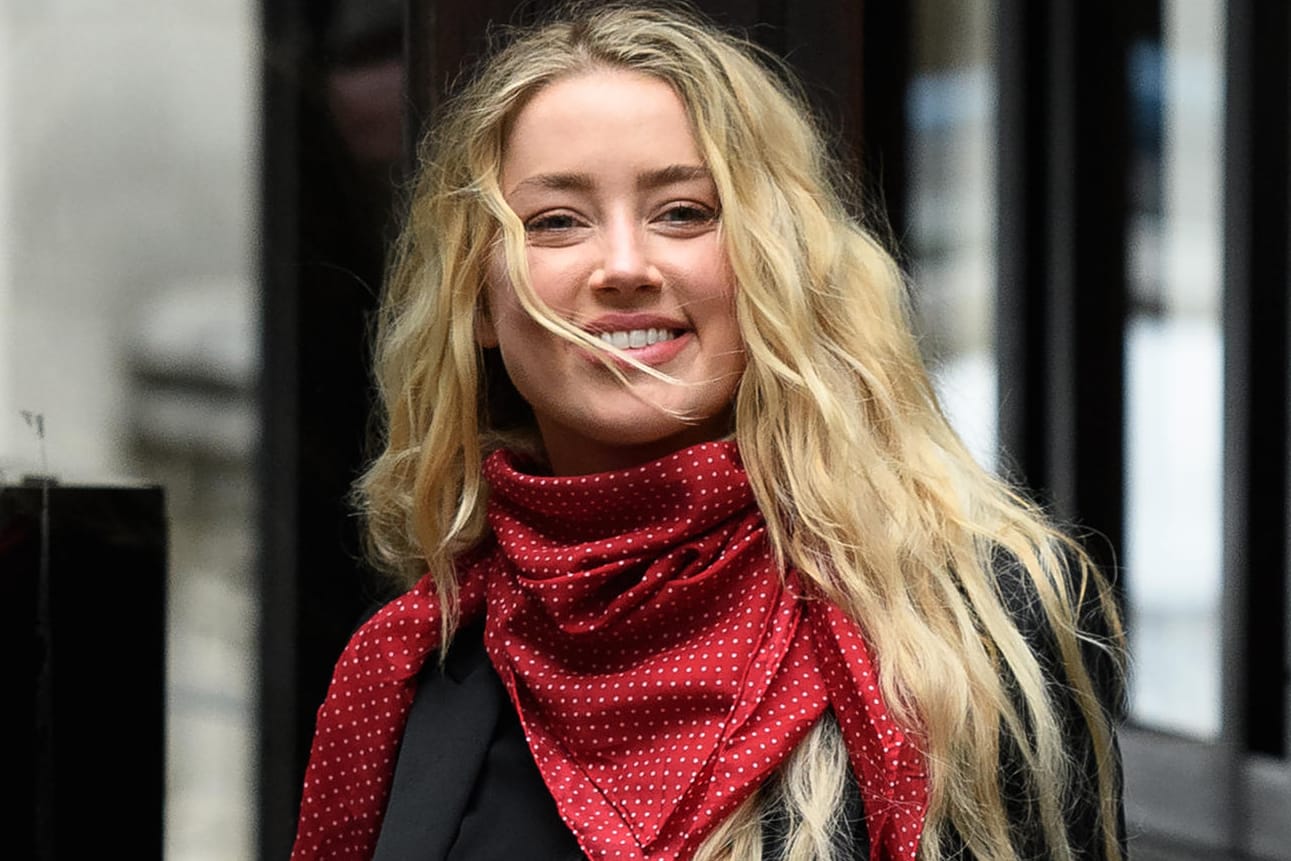 Amber Heard: Die Schauspielerin hat ein neues Foto mit ihrem Baby veröffentlicht.