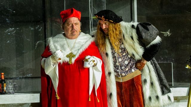 Jürgen Tarrach (l) und Jan Thürmer bei den Proben zu "Luther". Jürgen Tarrach (l) und Jan Thürmer bei den Proben zu "Luther".