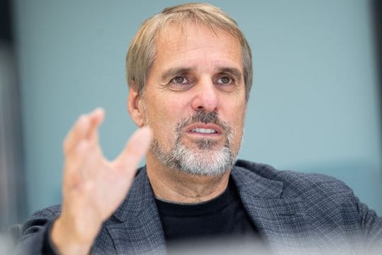 Wilfried Porth tritt von seinem Posten als stellvertretender Aufsichtsratschef beim VfB Stuttgart zurück.