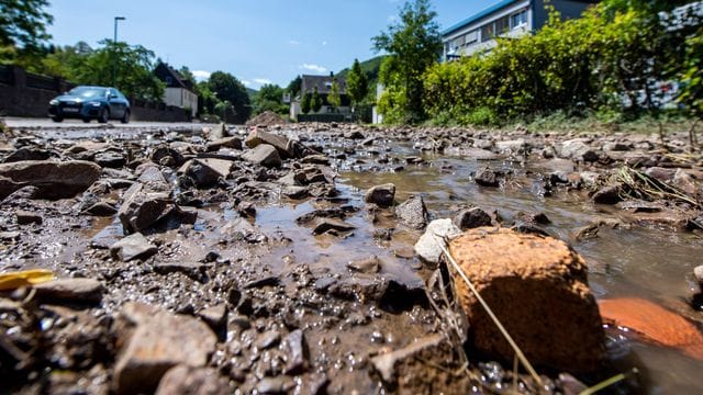 Nach dem Unwetter in Nordrhein-Westfalen Nach dem Unwetter in Nordrhein-Westfalen