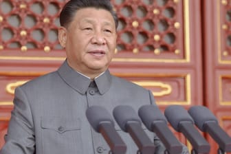 Chinas Staatschef Xi Jinping: "Die USA schließen weitere Schritte nicht aus, um die Volksrepublik China zur Rechenschaft zu ziehen".