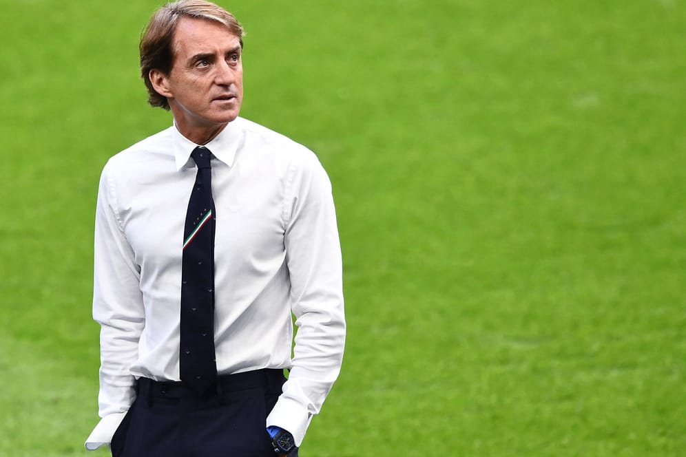 Italien-Trainer Roberto Mancini: Der Erfolgscoach sieht bei der DFB-Elf Ähnlichkeiten zur "Squadra Azzurra".
