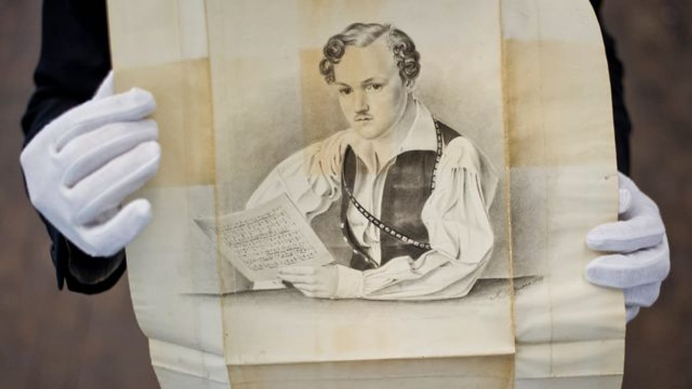 Bleistiftzeichnung von August Hoffmann (1833), die höchstwahrscheinlich den Schriftsteller Georg Büchner zeigt.