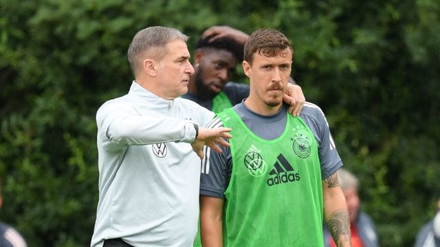 Positioniert sich erneut klar zum Thema Rassismus: Max Kruse (r).