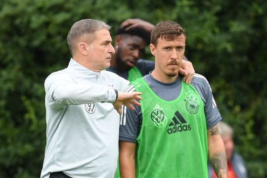 Positioniert sich erneut klar zum Thema Rassismus: Max Kruse (r).