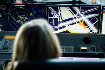 Die Deutsche Flugsicherung will im kommenden Jahr bis zu 150 Auszubildende und dual Studierende einstellen.