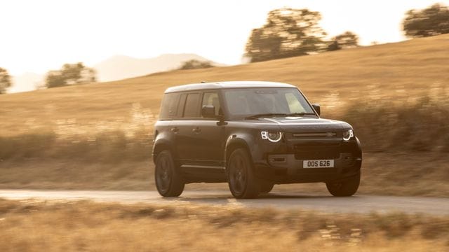 Brummer mit dickem Triebwerk: Land Rover baut in den Defender einen V8 mit 525 PS ein.