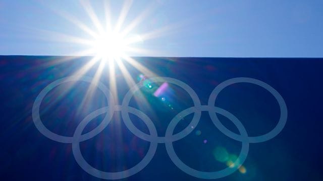 Ein russischer Schwimmer wurde in Tokio positiv auf das Coronavirus getestet. Ein russischer Schwimmer wurde in Tokio positiv auf das Coronavirus getestet.
