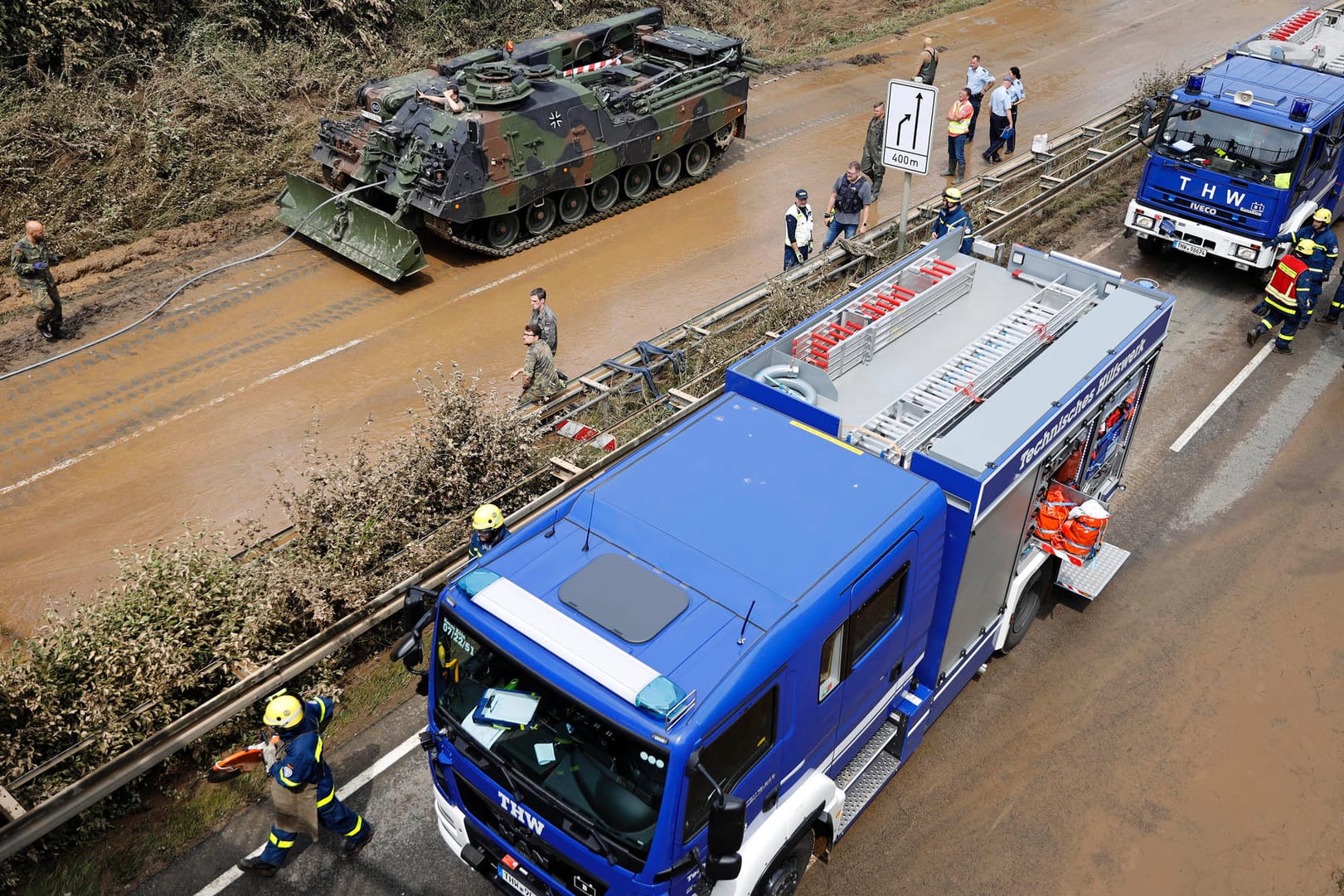 Nach der Hochwasser-Katastrophe im Erftkreis gehen die Aufräumarbeiten weiter (Symbolbild): Die Spende an die Fluthilfe soll besser steuerlich absetzbar sein, so eine aktuelle Forderung.