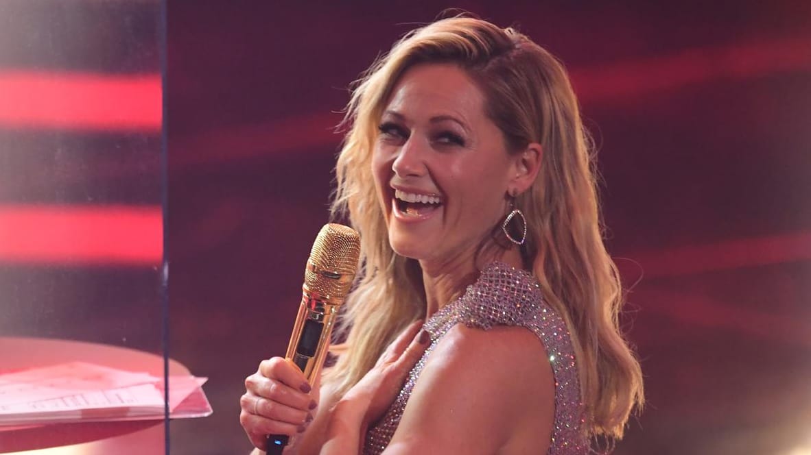 Helene Fischer: Die Musikerin hat offenbar etwas anzukündigen.