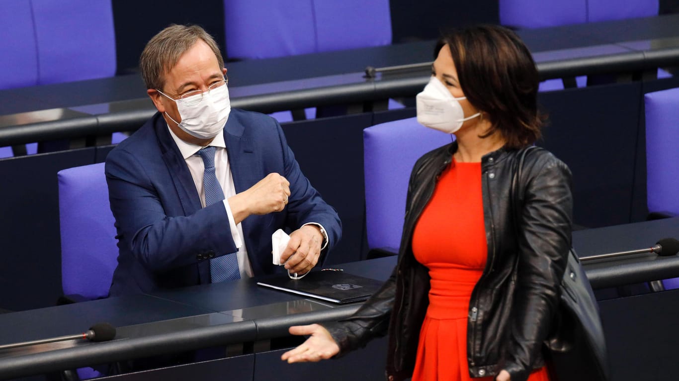 CDU-Spitzenkandidat Armin Laschet und Grünen-Spitzenkandidatin Annalena Baerbock im Bundestag: Sie wollen die nächste Regierung anführen.