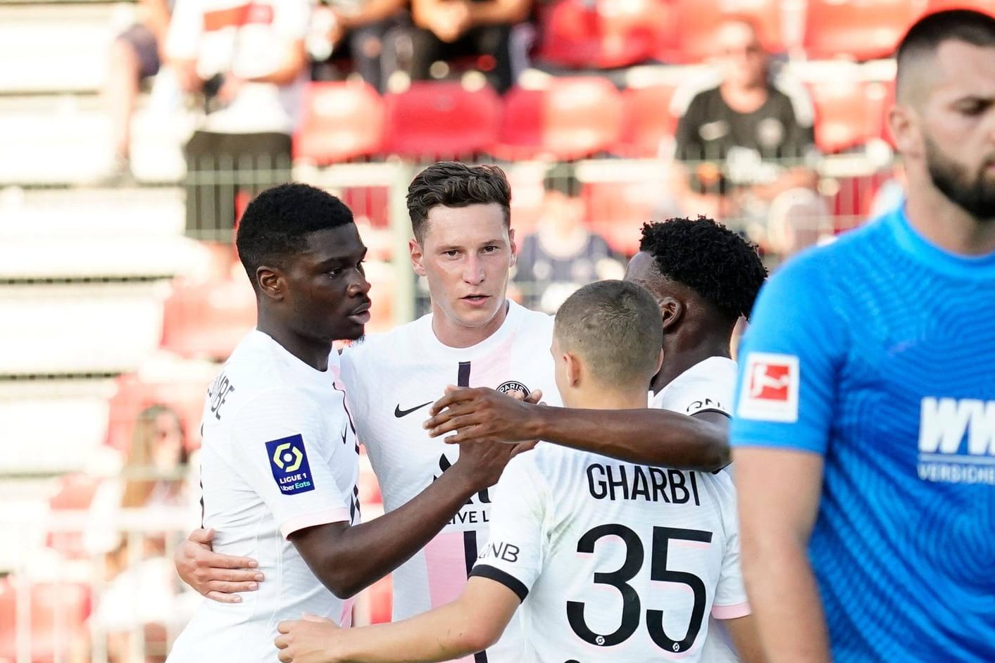 Julian Draxler traf für Paris Saint-Germain im Testspiel gegen Bundesligist FC Augsburg.